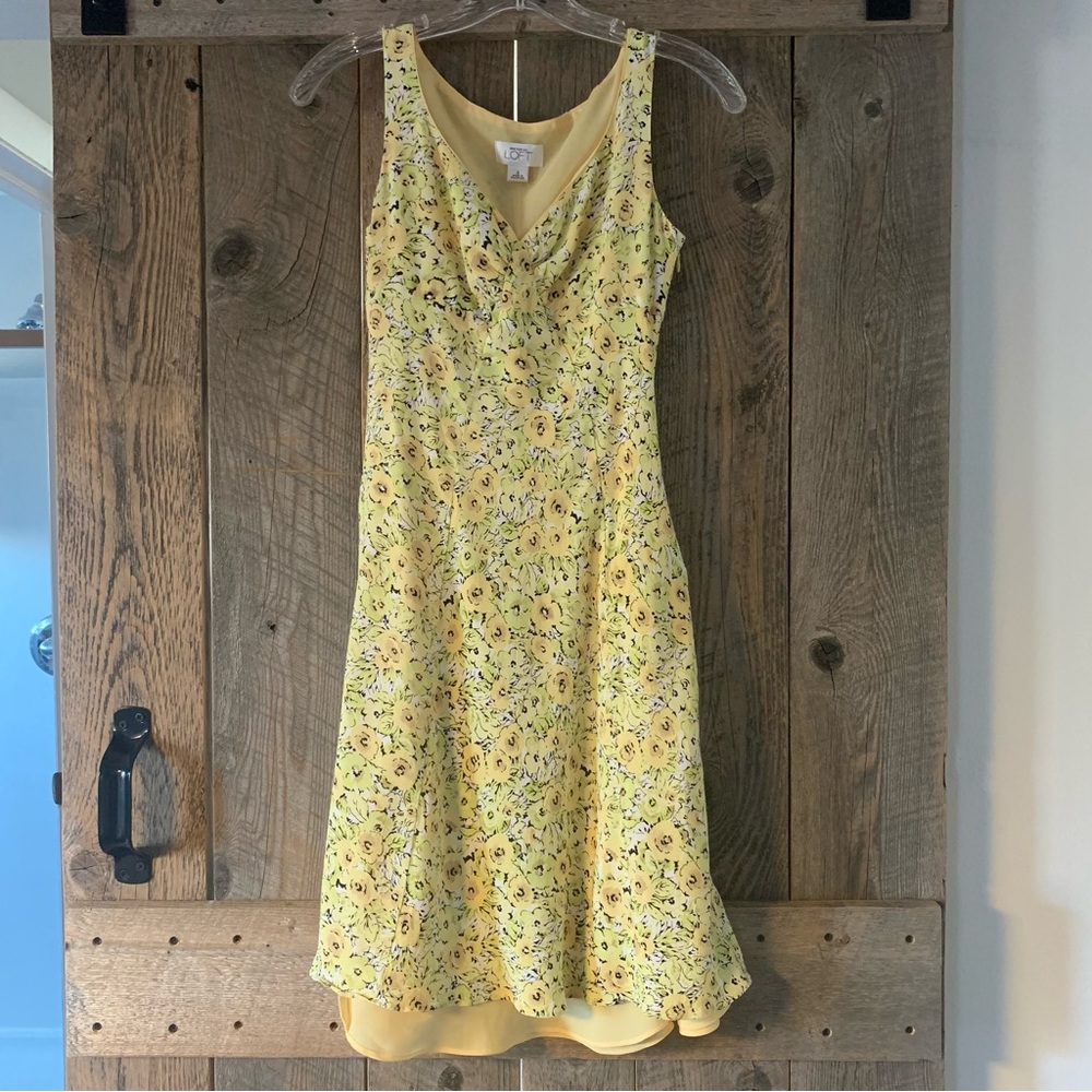 Women’s 0 ANN TAYLOR LOFT Yellow Floral Sleeveless V-Neck Lined Spring Dress EXC